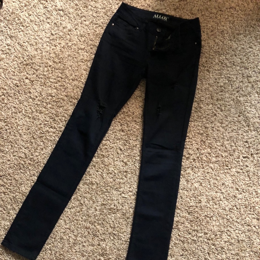 Black destroyed skinny jeans